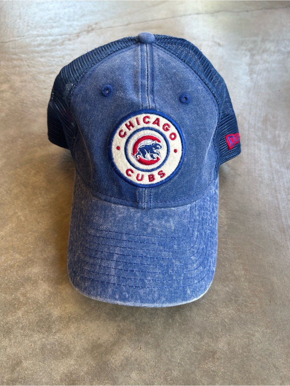New Era Chicago Cubs Distressed Blue Mesh Back Baseball Cap